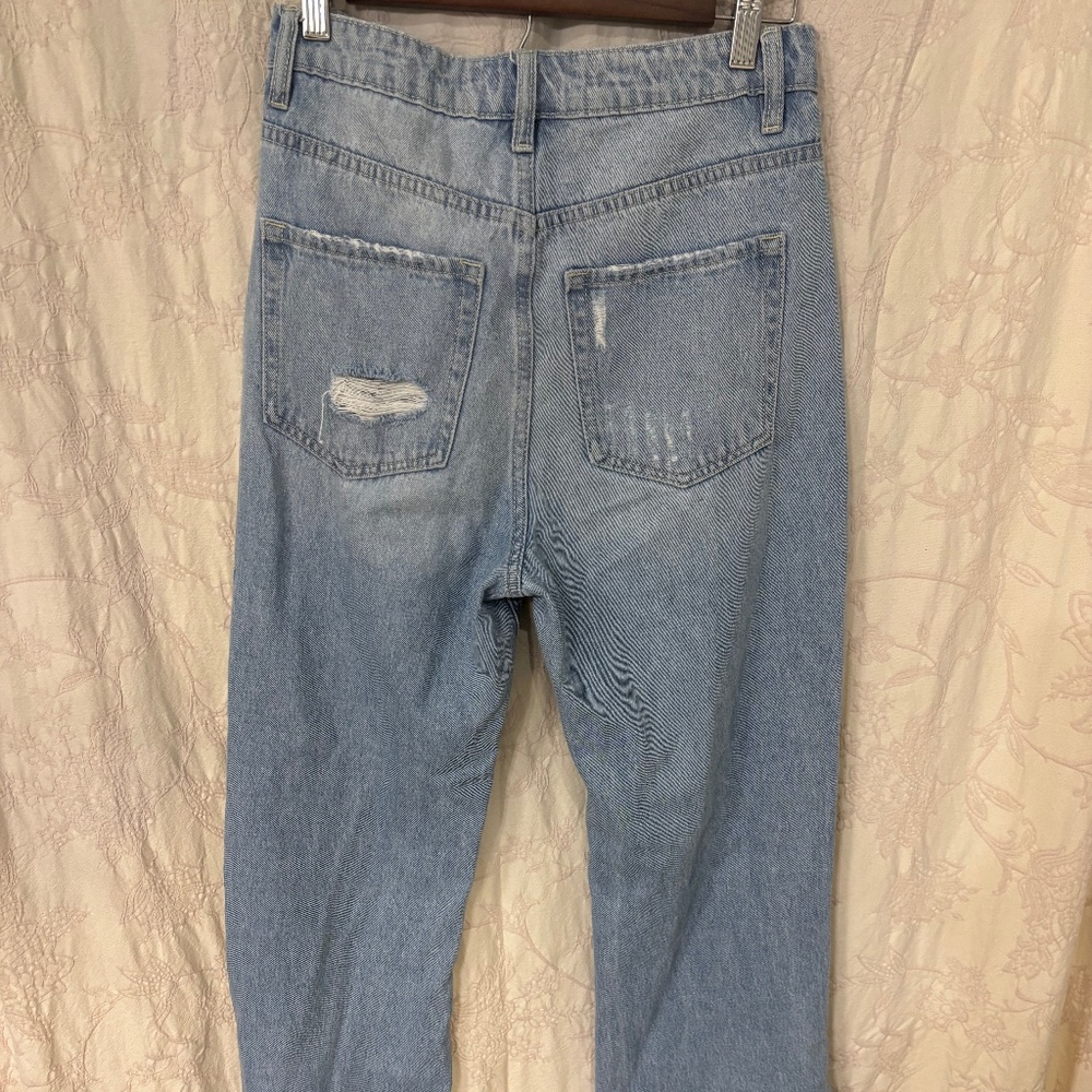 Altered State Woman’s Vervet Blue Highrise Distressed Light Wash Denim Jean 26 - Picture 5 of 6